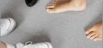 Altro水瓶座適用于干濕地面、穿鞋和赤足
