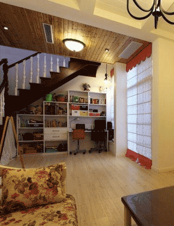 仿木紋PVC地板，地下室地板